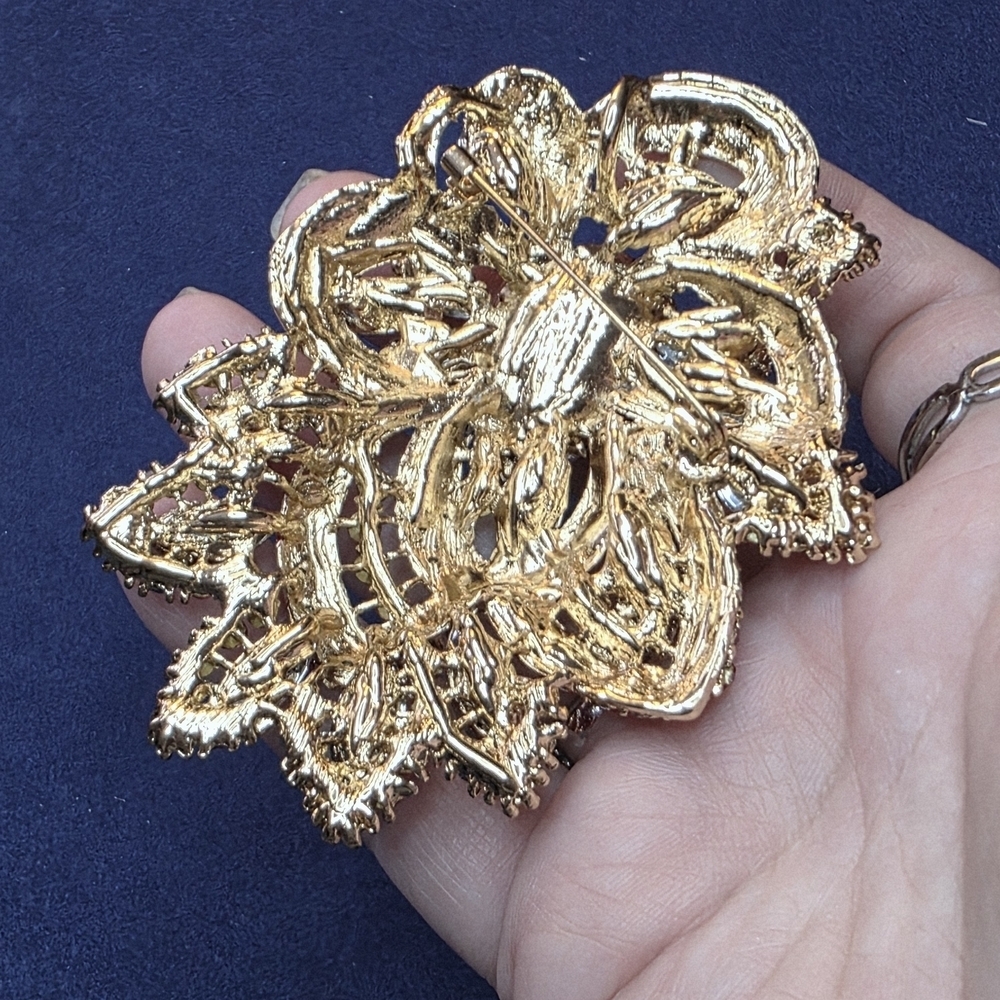 Vintage Style Red Crystal Gold Tone Brooch Pendant Large Statement 541 - Picture 3 of 13